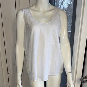 Community Aritzia linen blend White Sleeveless Women's Top with pocket NWOT